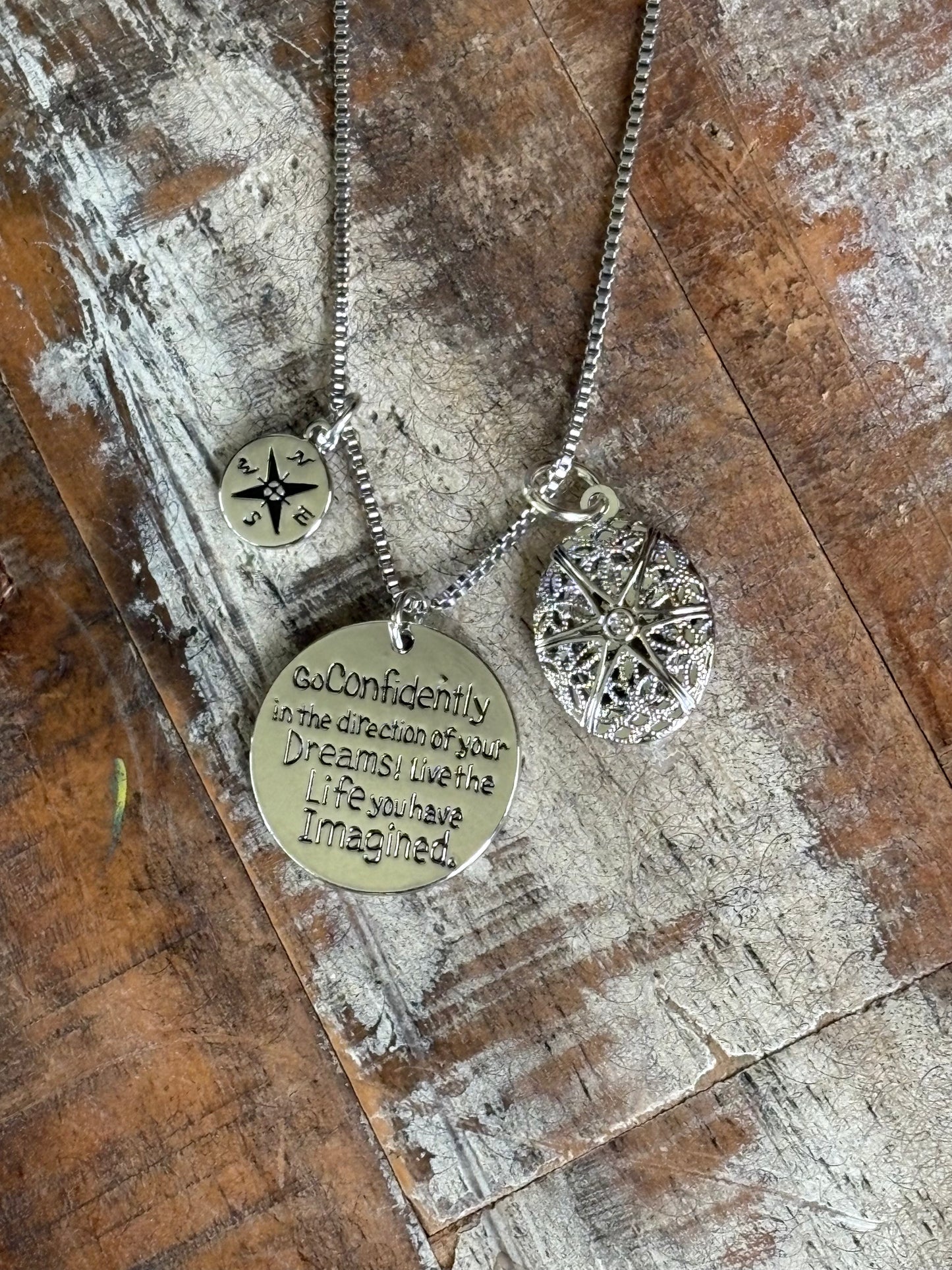 Dream Life Direction – Compass & Confidence Charm Necklace