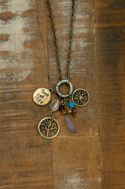 Rooted Radiance – Tree of Life Charm Necklace